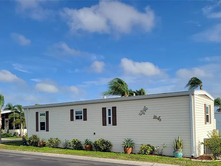 3111 Bessie Ln — Photo 5