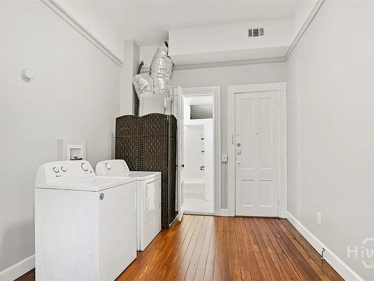 1112 Barnard St #A — Photo 16