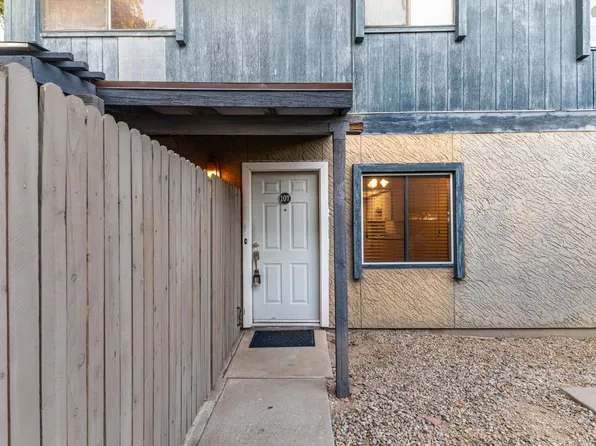 286 W Palomino Dr Unit 107, Chandler, AZ 85225