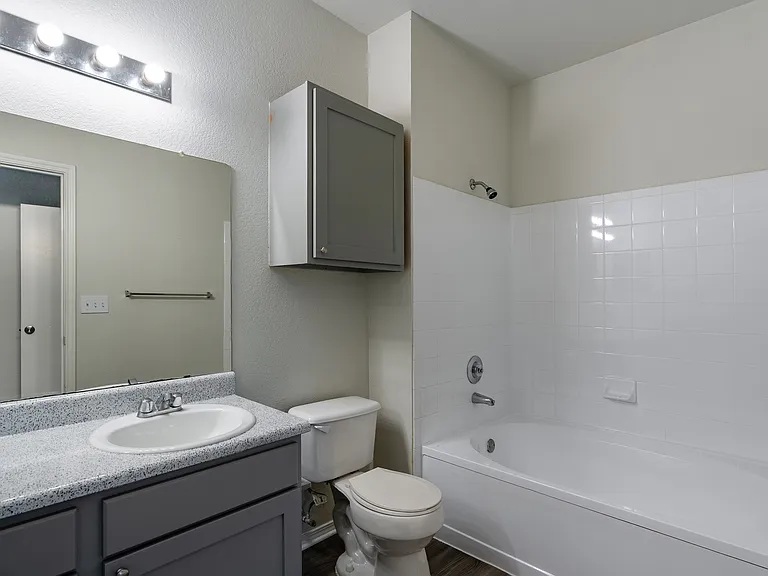 The Lodge at Lost Pines Apartments — Photo 78