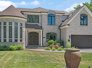 415 Michael Mnr, Glenview, IL 60025