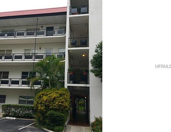 2nd image of 200 El Camino Dr APT 403