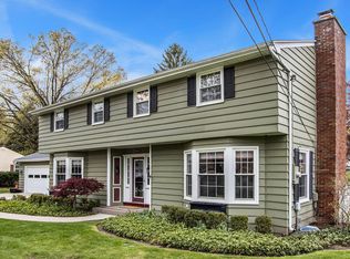 2506 Carlyle Dr, Kalamazoo, MI 49008