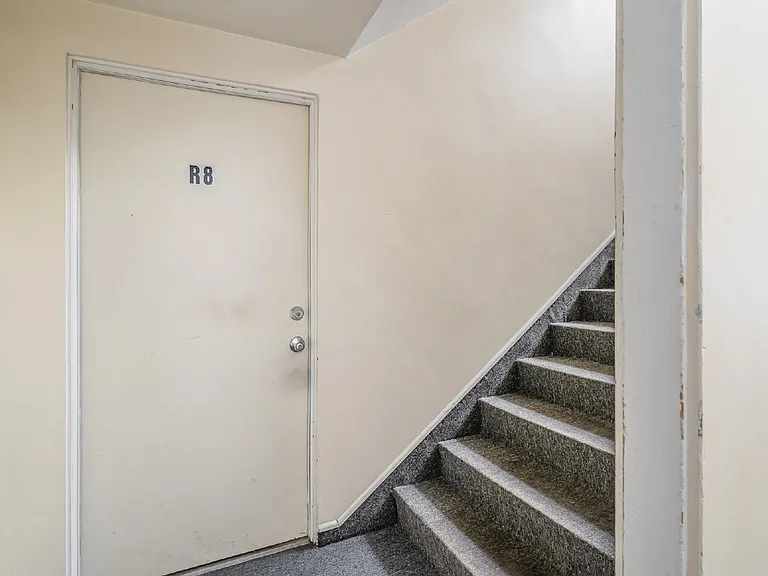 3014 Washington St #R-8 — Photo 2