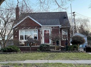 21512 Oconnor St, Saint Clair Shores, MI 48080