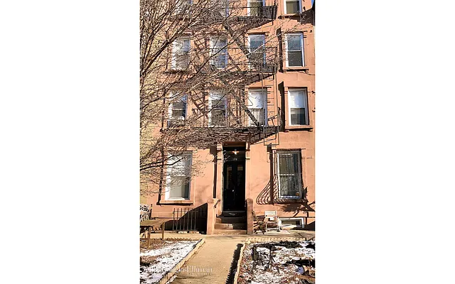 Rented by Douglas Elliman | media 25