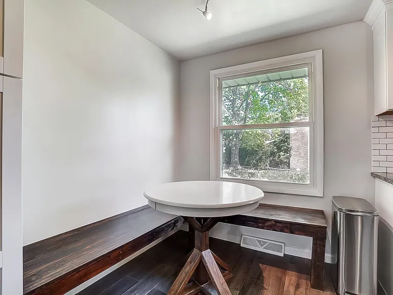 4216 Silver Oak St — Photo 11