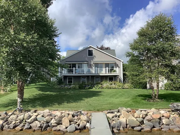 1683 Wamplers Lake Rd, Brooklyn, MI 49230