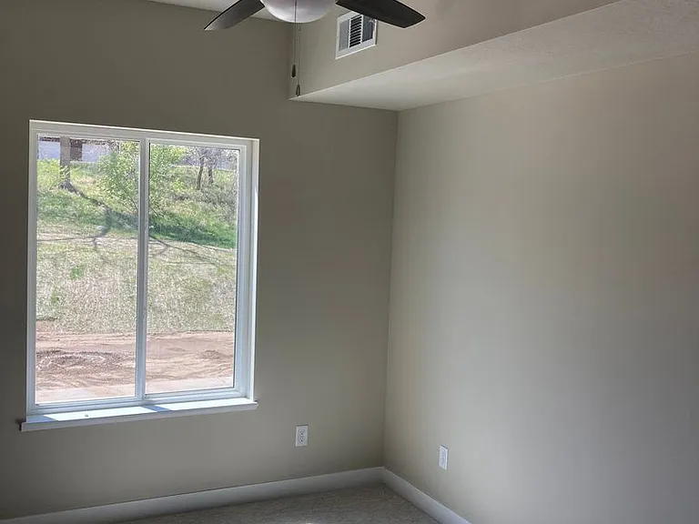 2606 Apache Court Suites 101 4 #201-301 — Photo 9