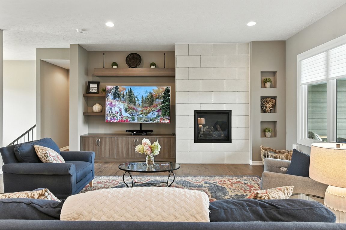 next background image