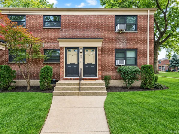 218-02 73rd Avenue #397A1, Oakland Gardens, NY 11364