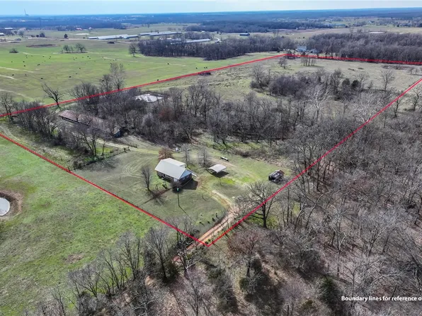 20282 Falling Springs Rd, Decatur, AR 72722
