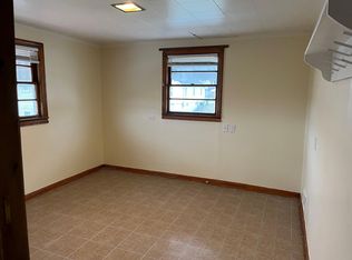 1724 Oak St, Kenova, WV 25530