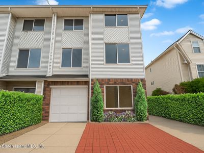 494 Winant Ave, Staten Island, NY, 10309