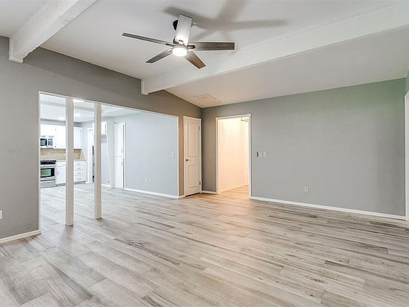 3rd image of 10428 Hollyhead Way
