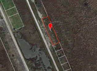 1210 Faggards Slip Rd, Port Bolivar, TX 77650