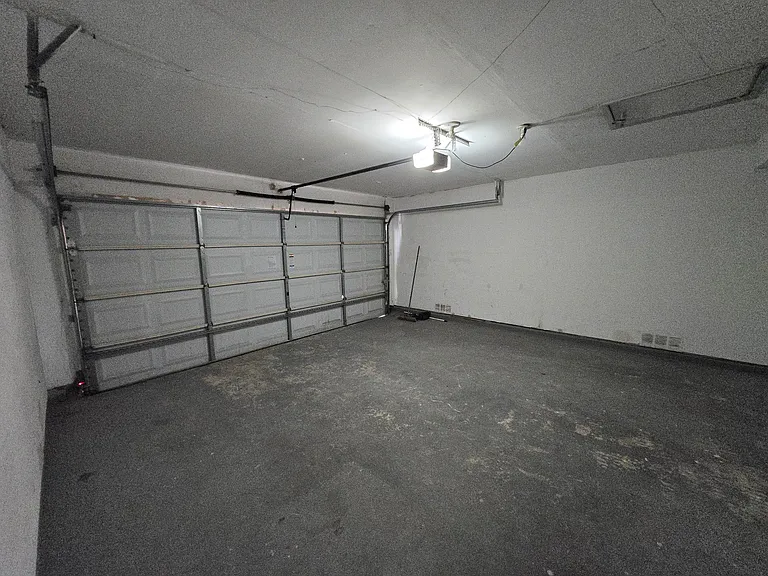 3210 Coral Grove Dr — Photo 31