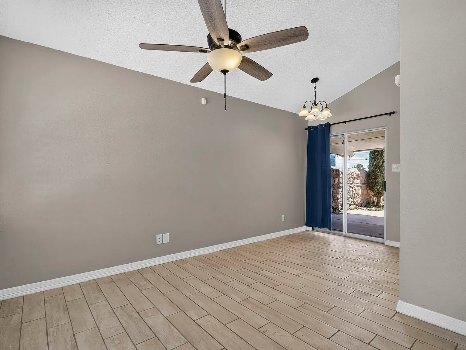 9128 Bur Oak Circle - 1 — Photo 4