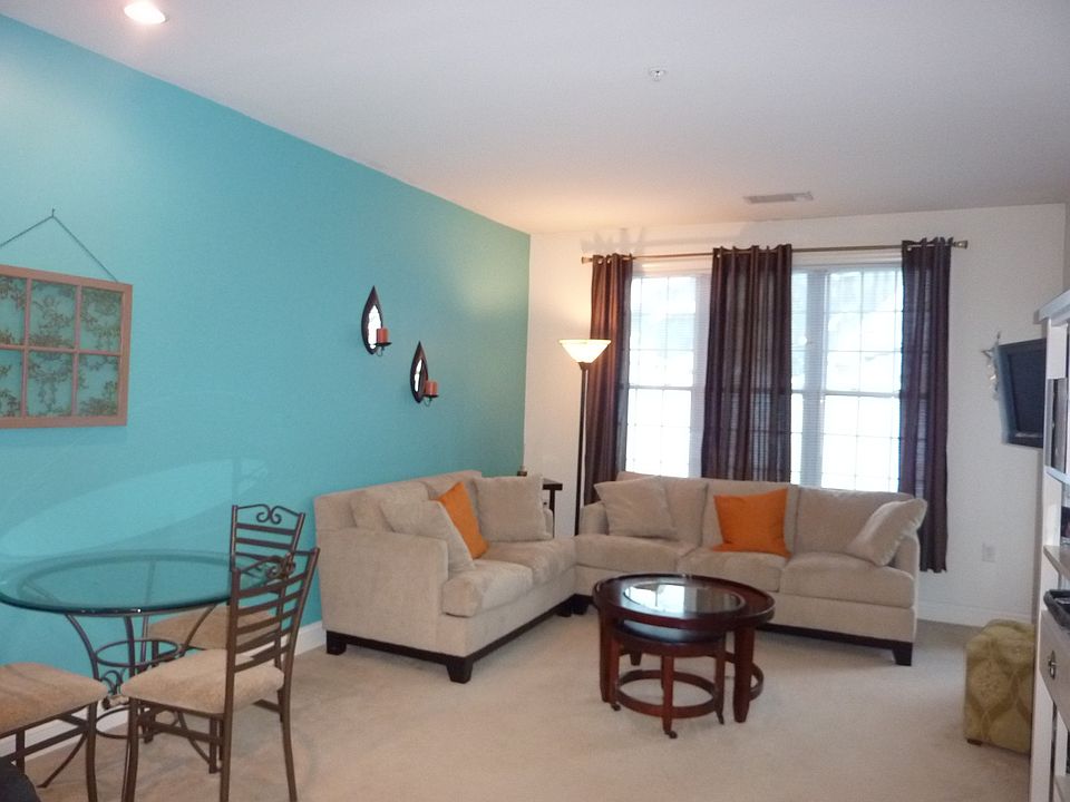 1st image of 7202 Coventry Ct