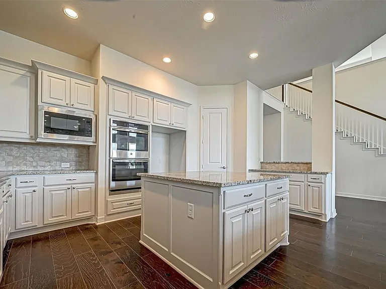 28214 Evergreen Cove Ln — Photo 18
