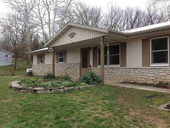 2nd image of 340 N Kelli Dr