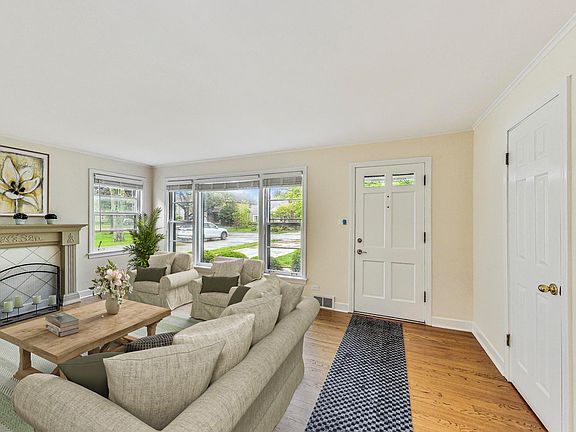 2nd image of 103 Mohawk Dr