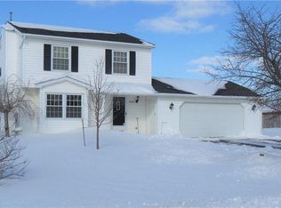 6150 Old Beattie Rd, Lockport, NY 14094