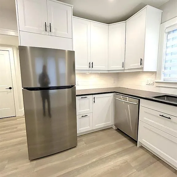 1748 Hall Ave #MAIN — Photo 8
