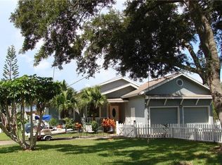 2584 Sunset Dr, New Smyrna Beach, FL 32168