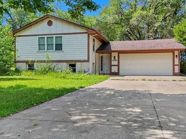 10895 Bechtold Rd, Rogers, MN 55374