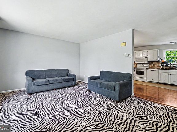 4th image of 6210 Ann St