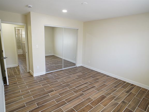 4th image of 10561 El Dorado Ave