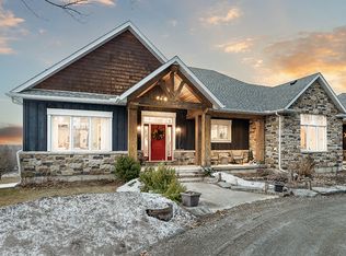 1933 Vespra Valley Rd, Springwater, ON L9X1A6