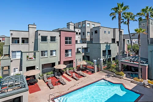CentrePointe Apartments Photo 1