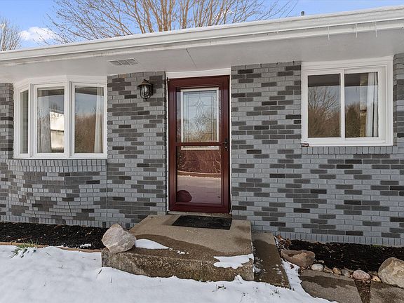 3rd image of 68030 Eagle Lake Rd