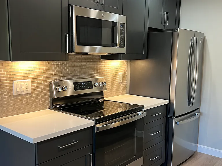 418 Laurel St #11 — Photo 2