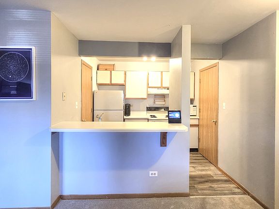 3rd image of 4302 W Shamrock Ln APT 2D