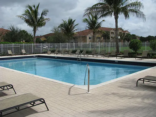 291 SW Palm Dr #303 Photo 1