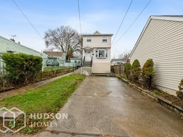 865 Kriel St, Perth Amboy, NJ 08861