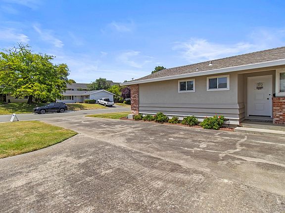 4th image of 6543 Woodpark Way