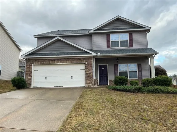 2614 Randell St, Phenix City, AL 36869