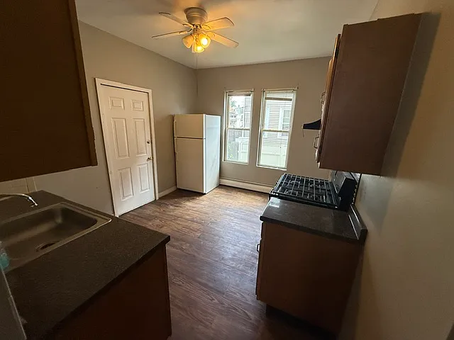 94 Thetford Ave — Photo 3