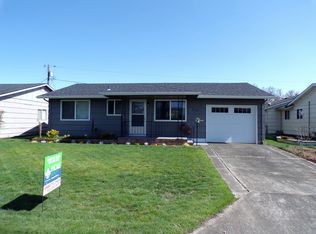 2126 Country Club Rd, Woodburn, OR 97071