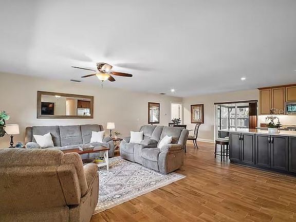 5th image of 33736 E Lake Joanna Dr
