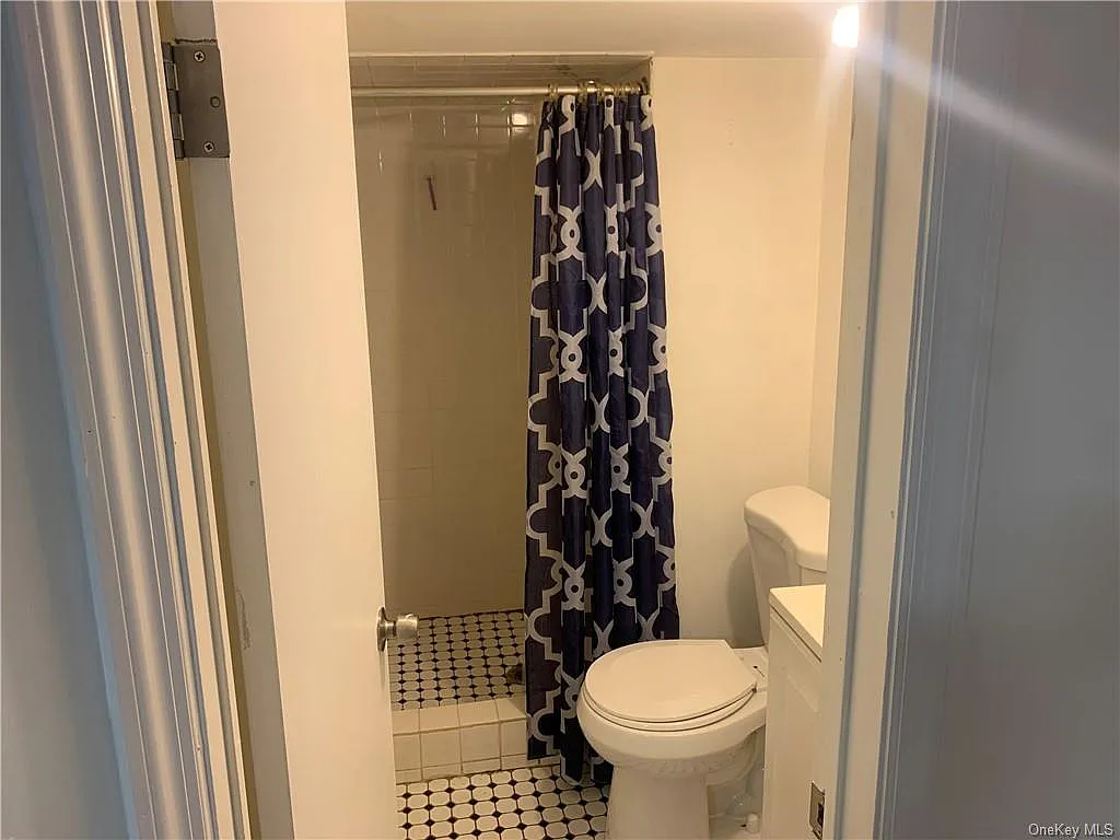 1 bed, 650 sqft, $1,600 — Photo 4