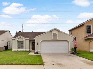 318 Lakebreeze Cir, Lake Mary, FL 32746