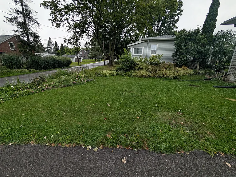 23 Union St — Photo 24