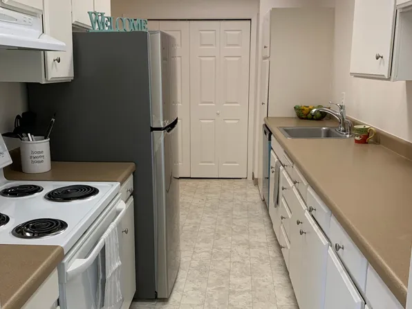 323 10th Ave S, Kirkland, WA 98033