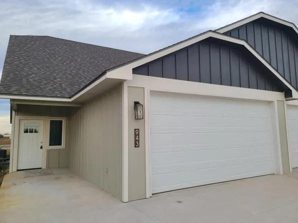 943 Lingonberry Ln, Lindsborg, KS 67456