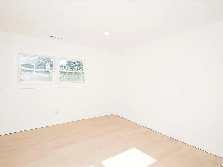 11 Fairmount Dr — Photo 18